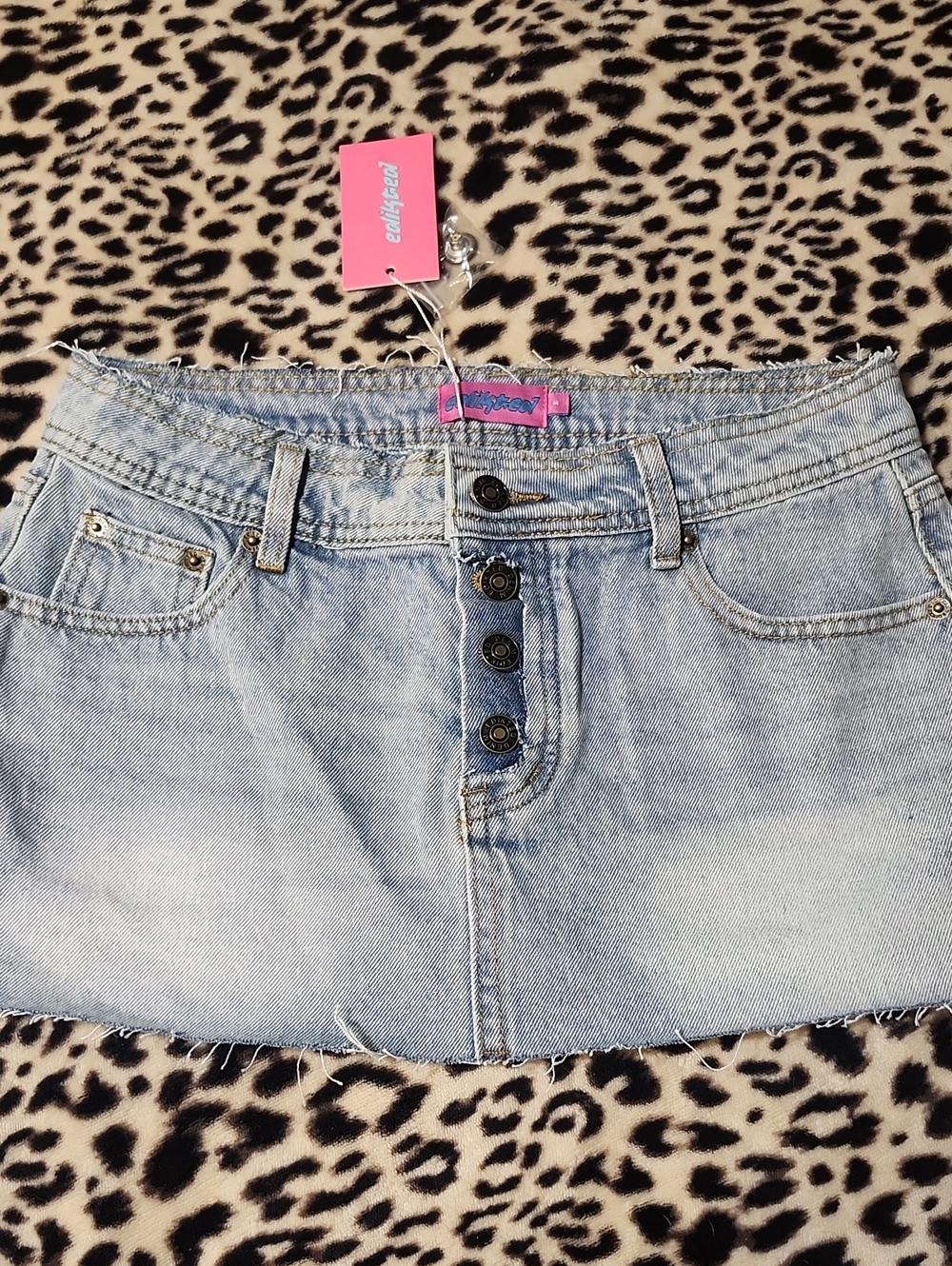 Edikted Sz S Light Wash Denim Button-Front Mini Skirt nwt